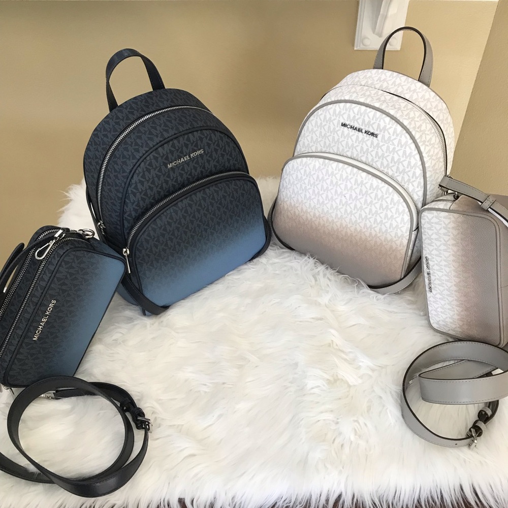Michael Kors Backpack & camera bag set - Picture 3 of 8